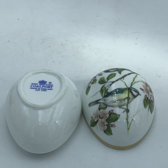 Three English Bone China Egg - Shaped Trinket Boxes with Bird Design - Picture 9 of 9